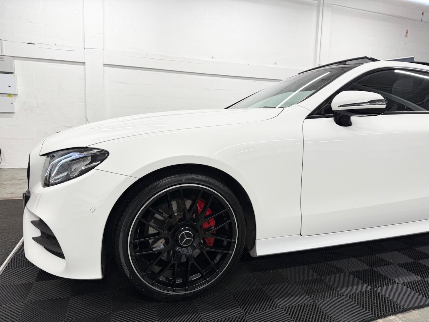 Used Mercedes-Benz E Class 2018 for sale - 76632841: Photo 49