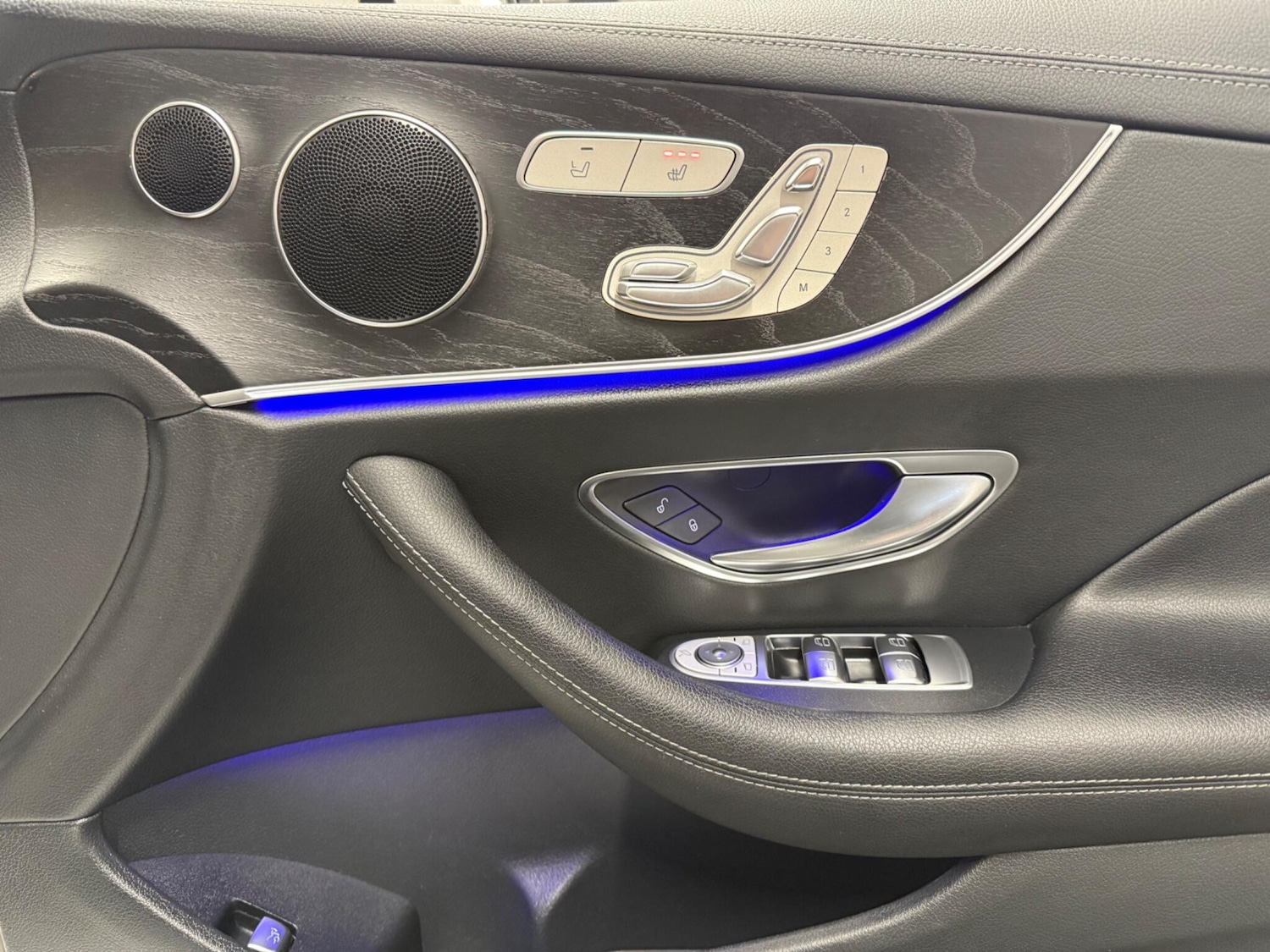 Used Mercedes-Benz E Class 2018 for sale - 76632841: Photo 61