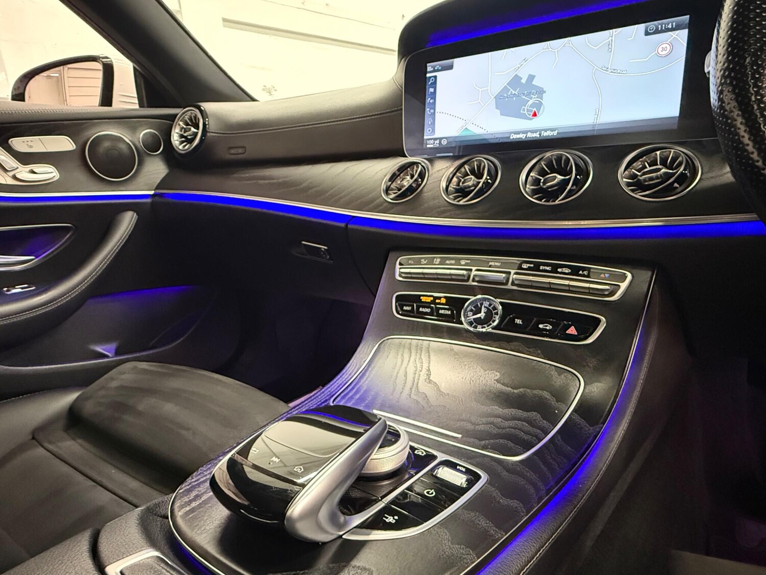 Used Mercedes-Benz E Class 2018 for sale - 76632841: Photo 73