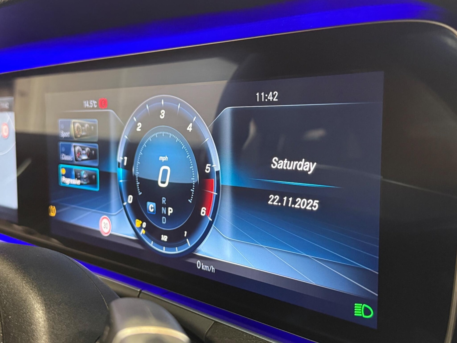 Used Mercedes-Benz E Class 2018 for sale - 76632841: Photo 75