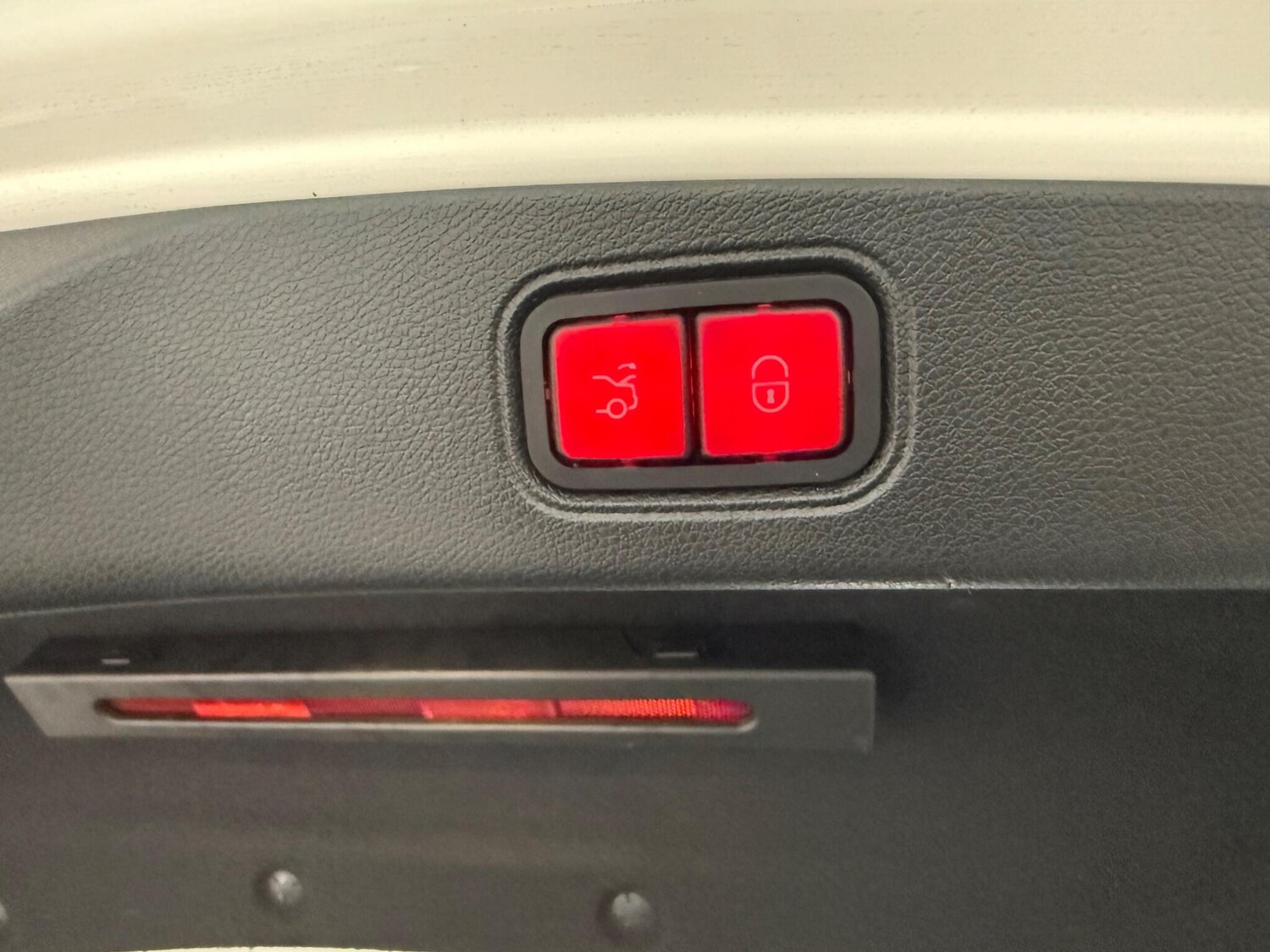 Used Mercedes-Benz E Class 2018 for sale - 76632841: Photo 83