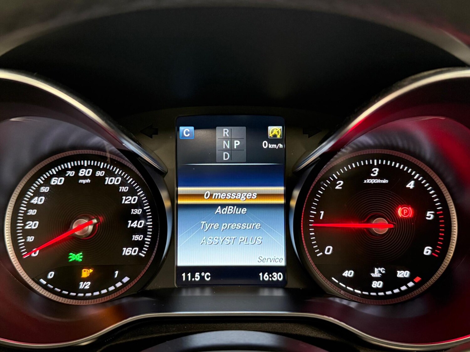 Used Mercedes-Benz C Class 2018 for sale - 76549090: Photo 39