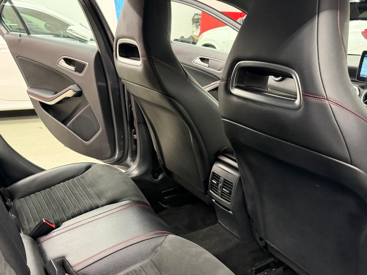 Used Mercedes-Benz A-Class 2018 for sale - 77586115: Photo 37