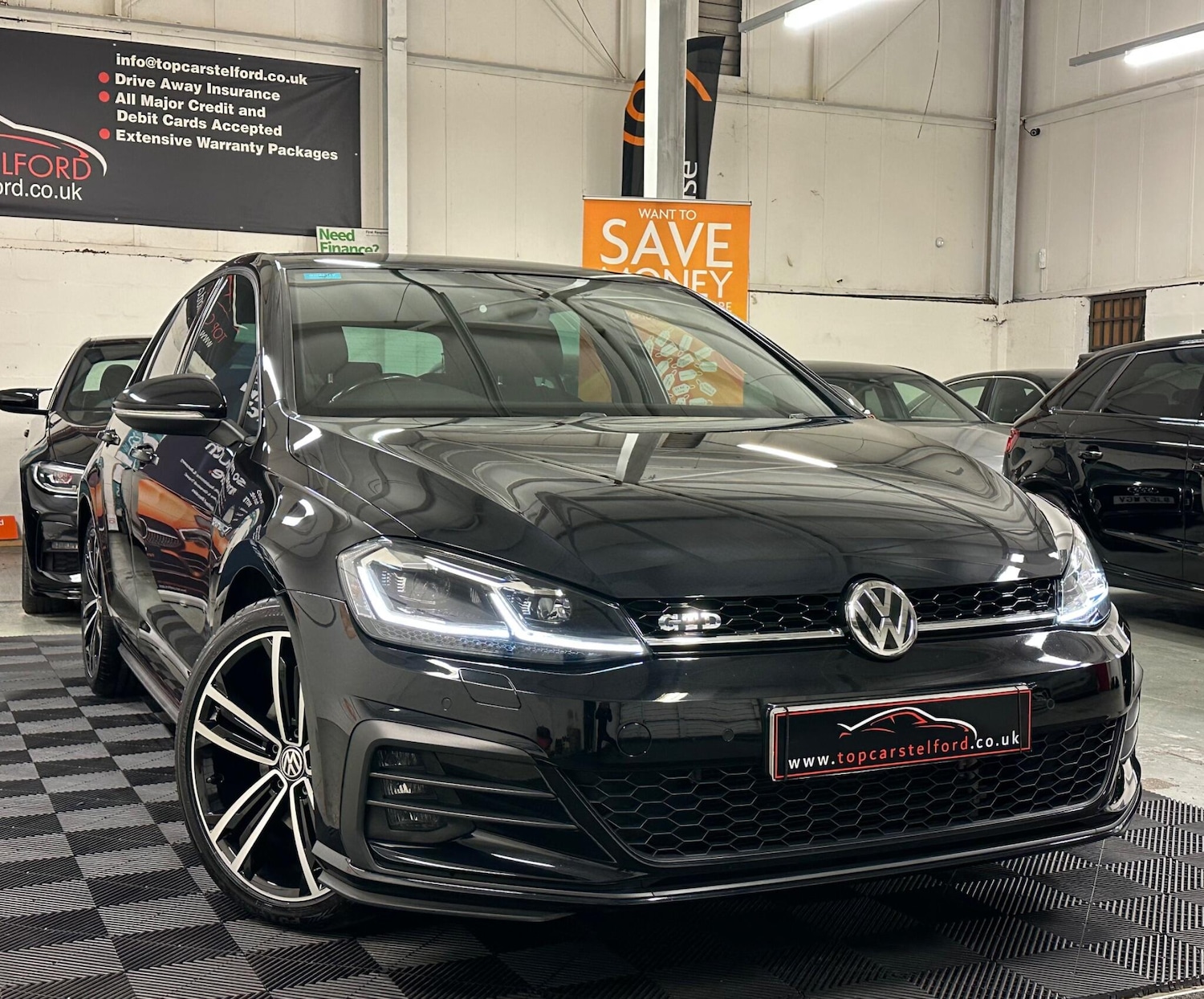 Used Volkswagen Golf 2018 for sale - 77722612: Photo 1