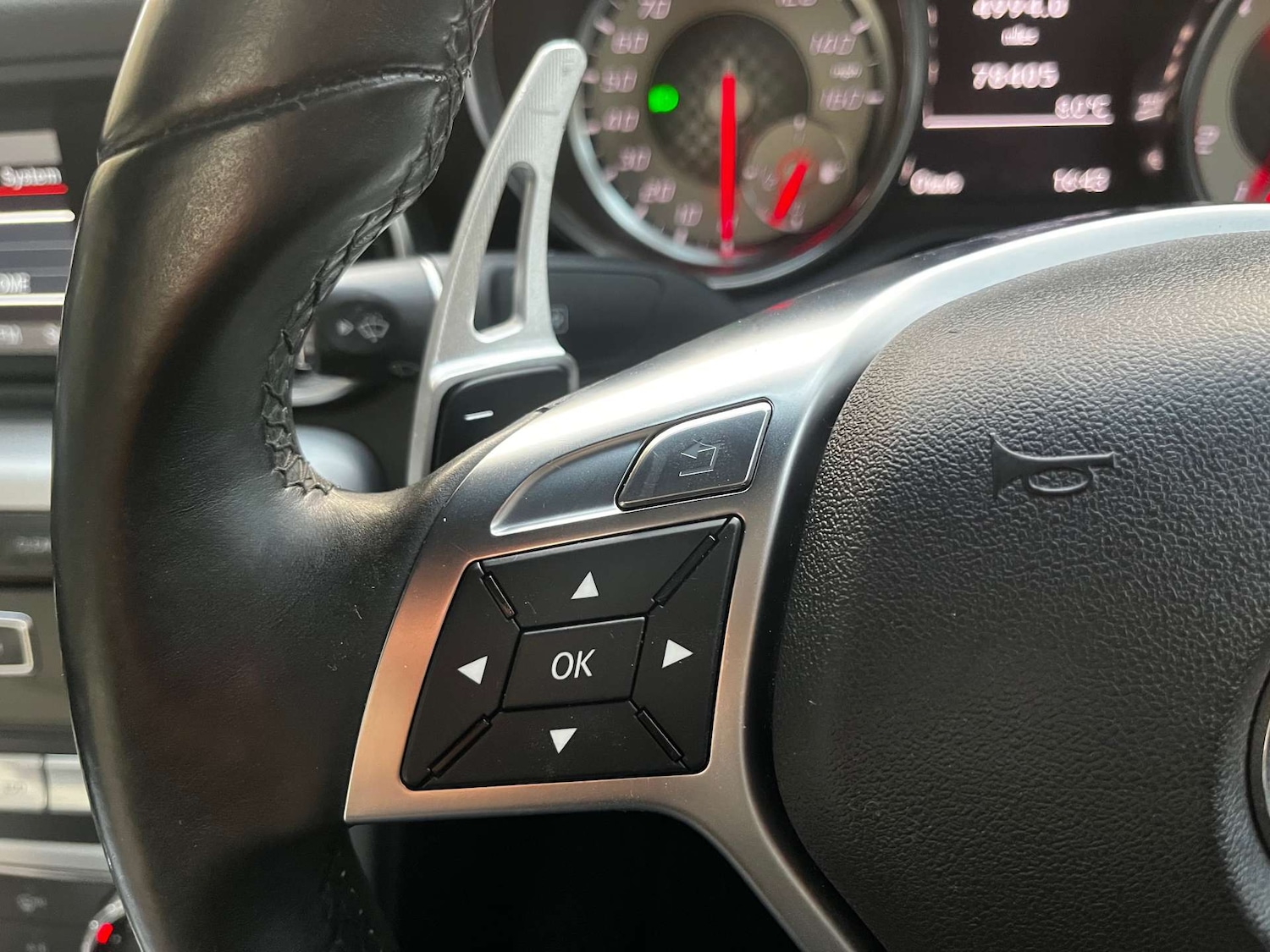 Used Mercedes-Benz SLK 2013 for sale - 77128577: Photo 37