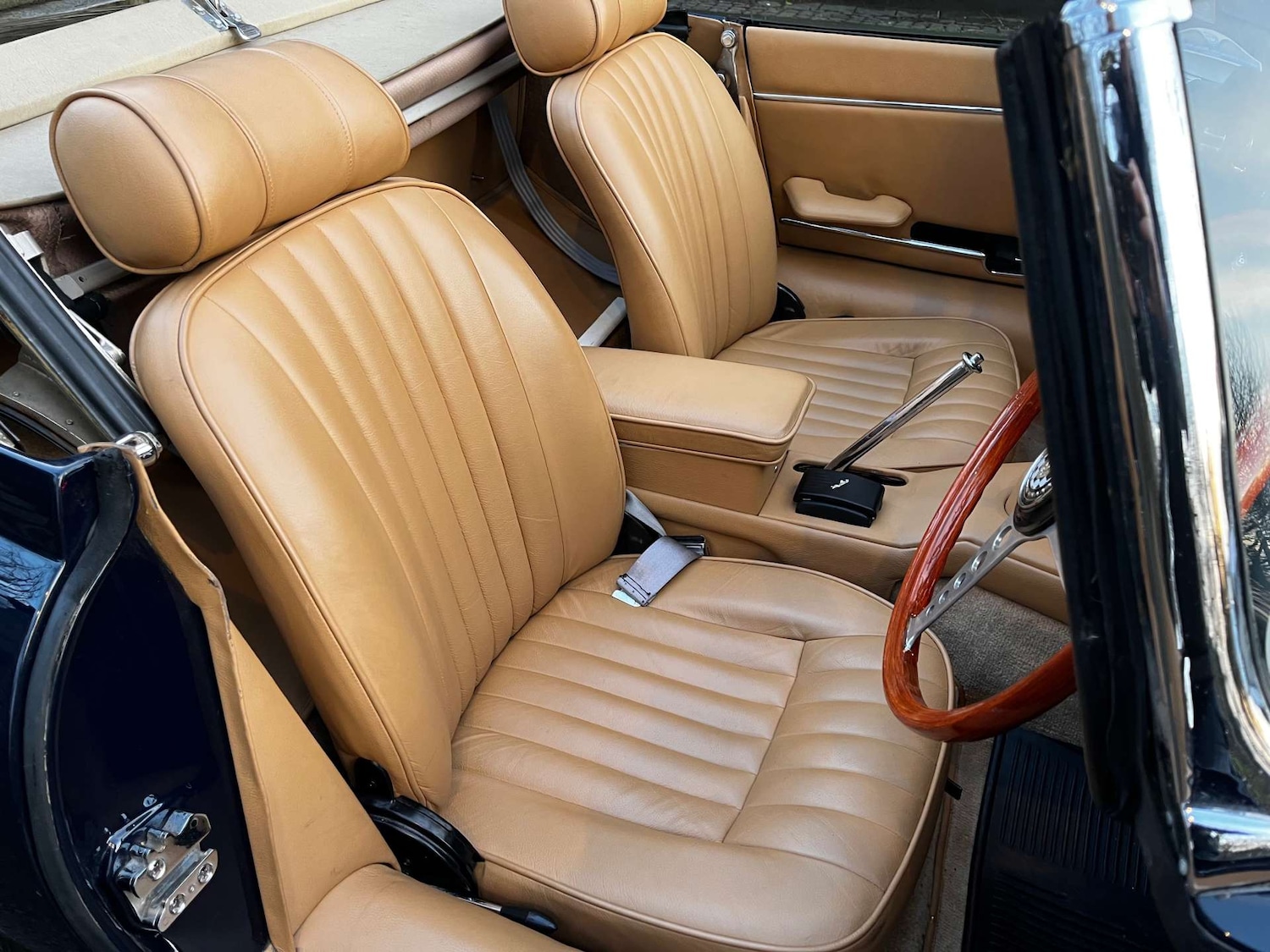 Used Jaguar E-Type 1972 for sale - 77128595: Photo 10