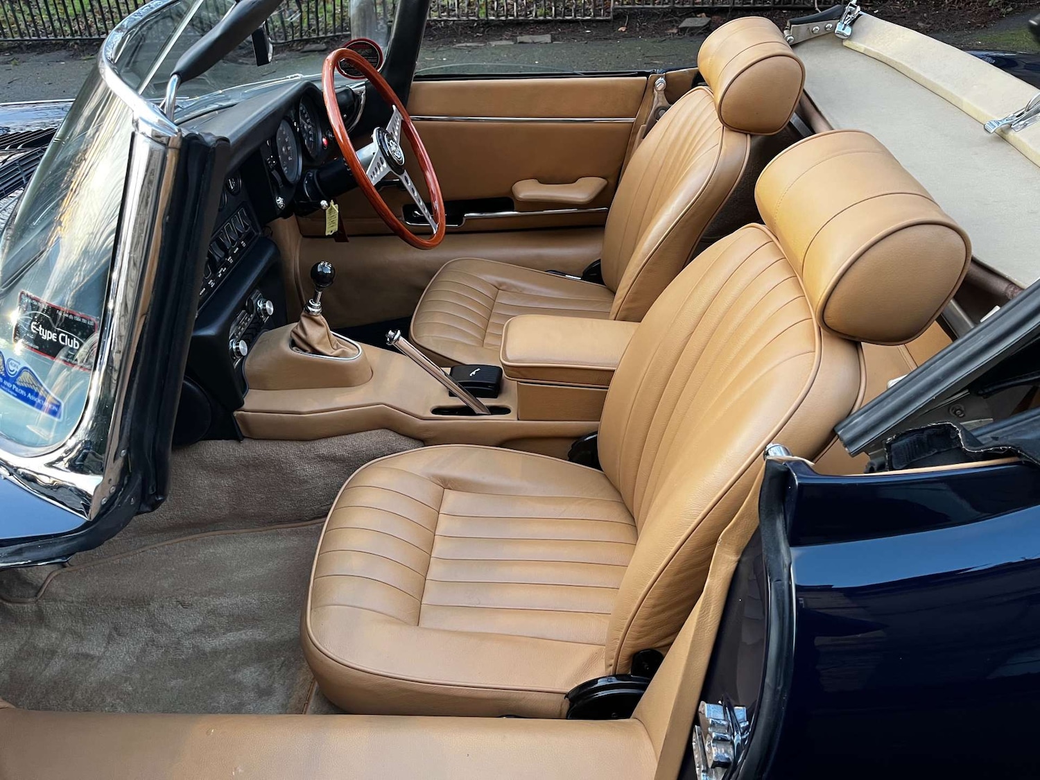 Used Jaguar E-Type 1972 for sale - 77128595: Photo 9