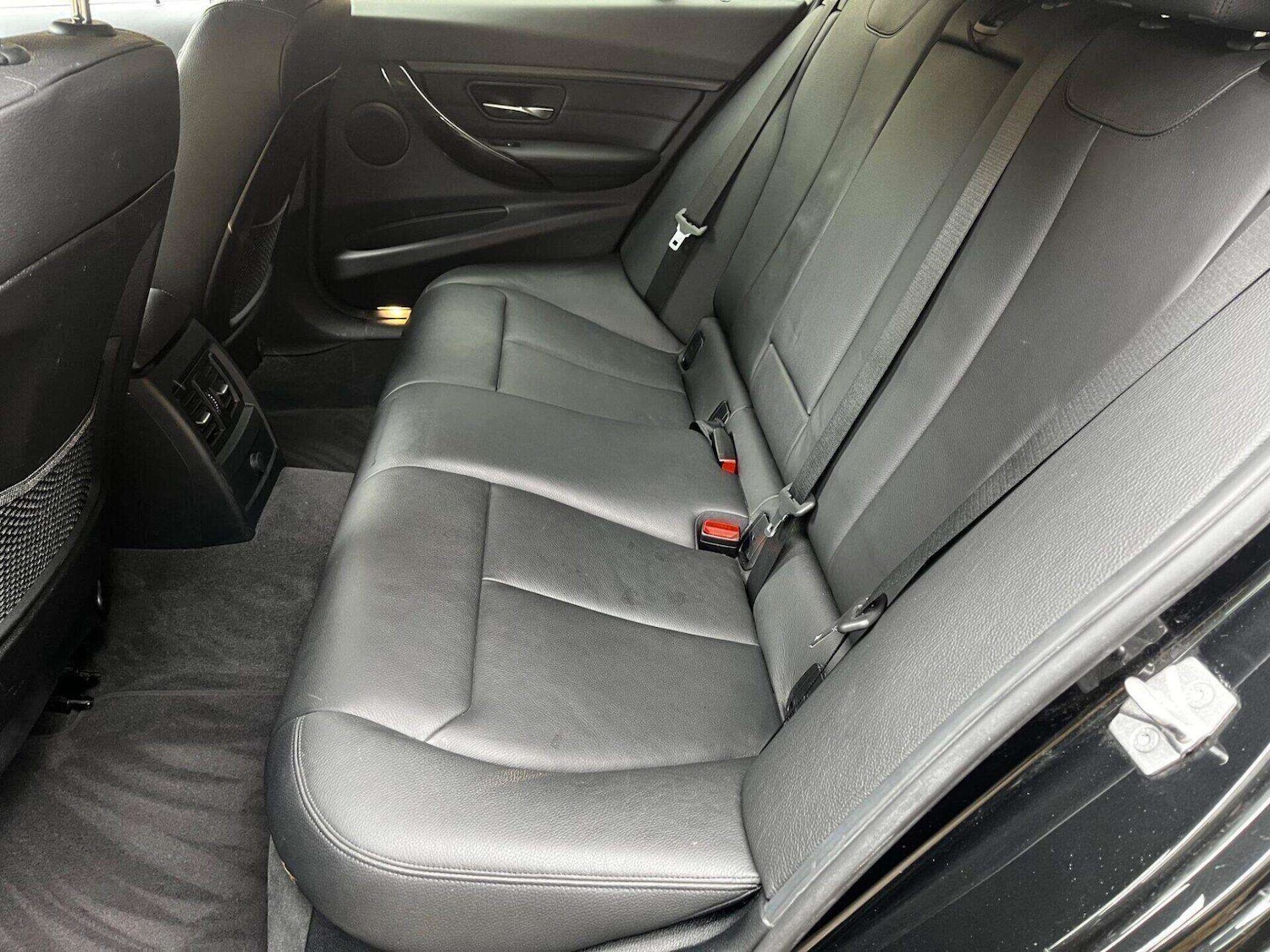 Used BMW 3 Series 2014 for sale - 76462077: Photo 29