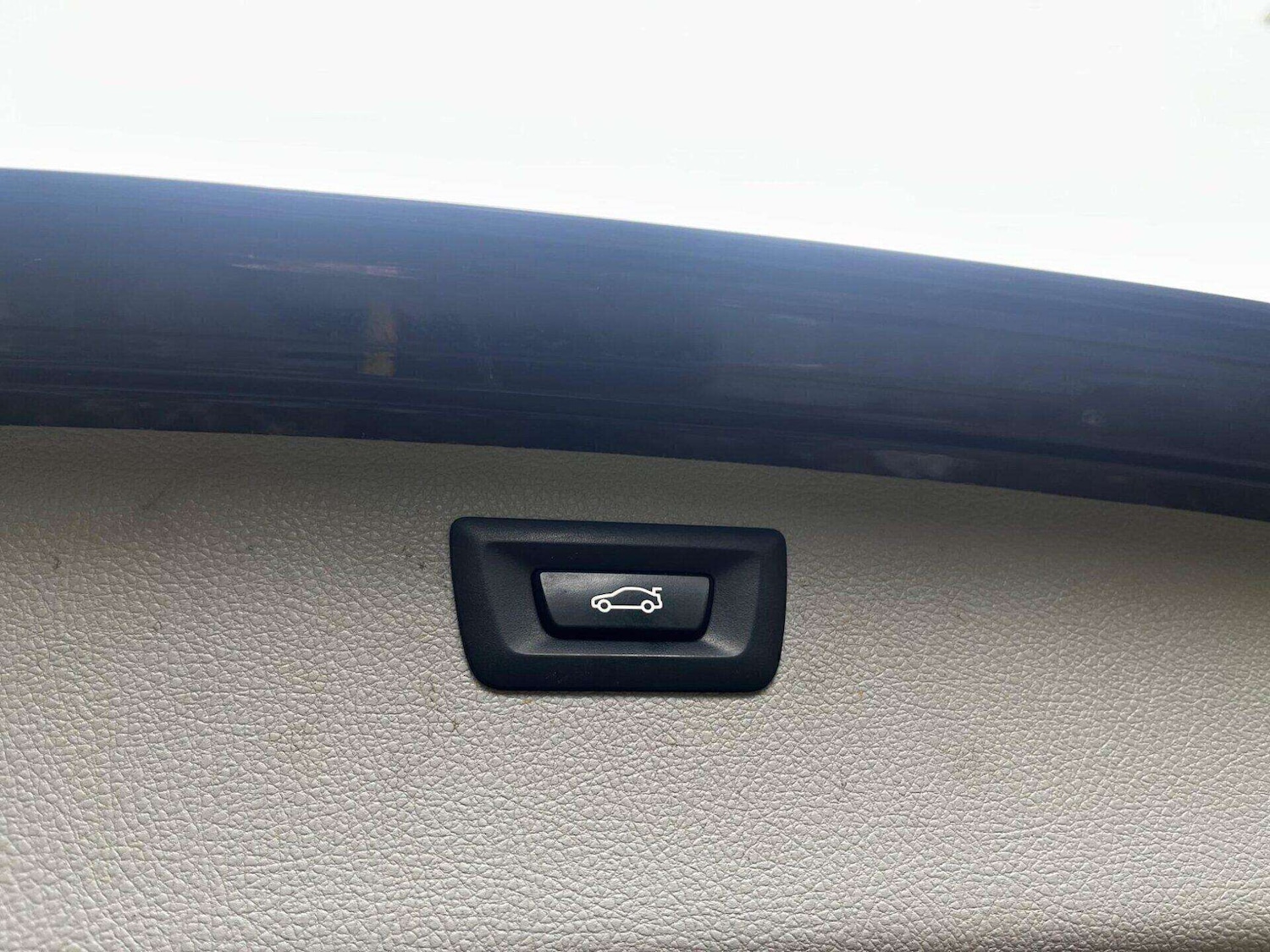 Used BMW 3 Series 2014 for sale - 76462077: Photo 35