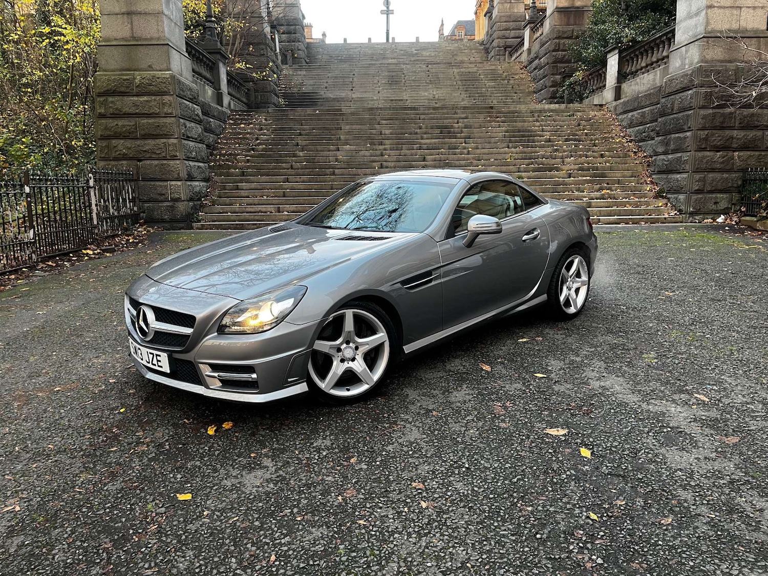 Used Mercedes-Benz SLK 2013 for sale - 76554476: Photo 16