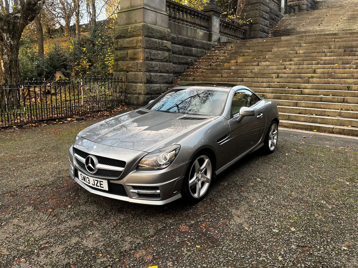 Used Mercedes-Benz SLK 2013 for sale - 76554476: Photo 19