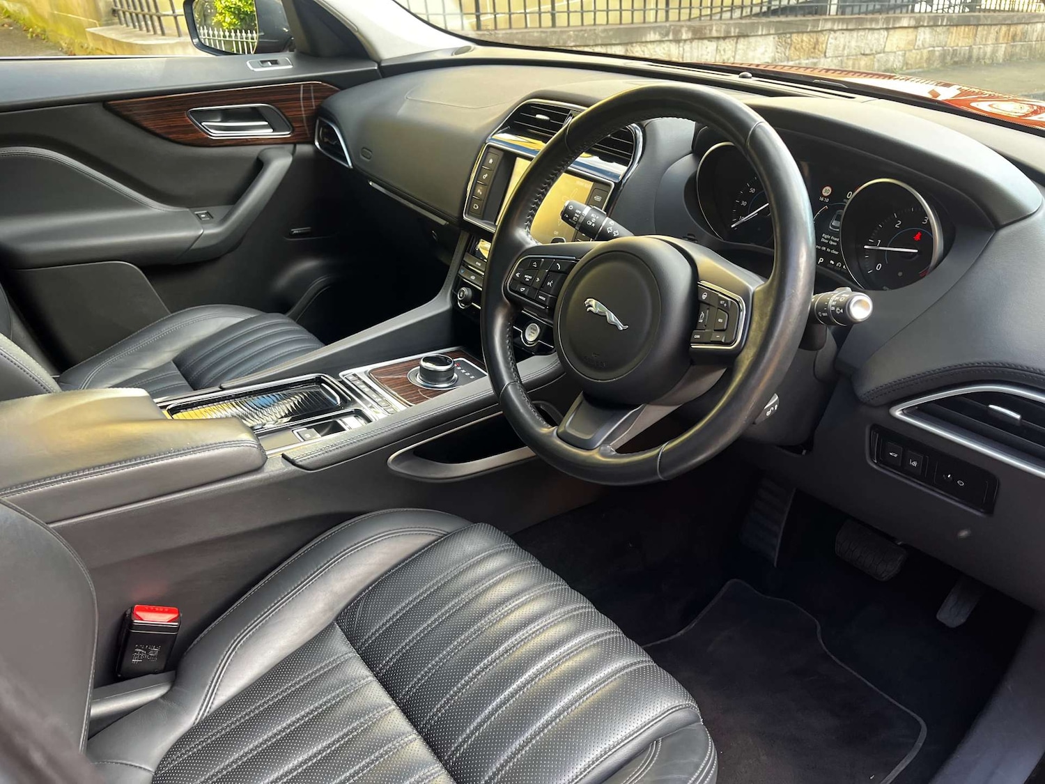 Used Jaguar F-Pace 2017 for sale - 76462011: Photo 15