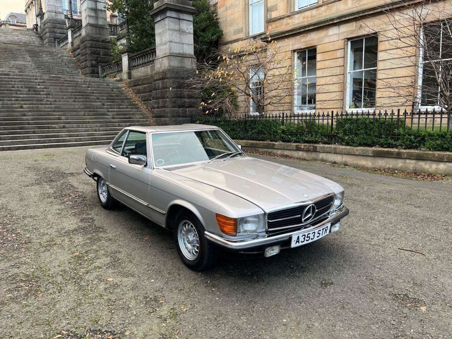 Used Mercedes-Benz 280 SL 1984 for sale - 76462114: Photo 16
