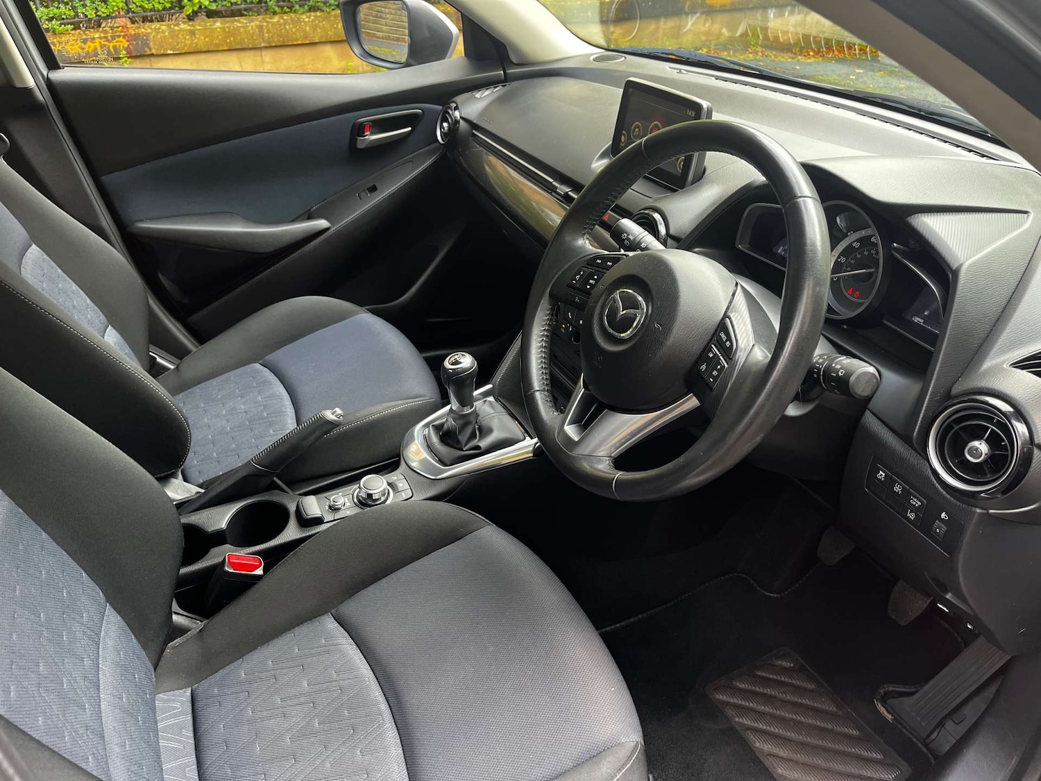 Used Mazda Mazda2 2016 for sale - 76462007: Photo 14