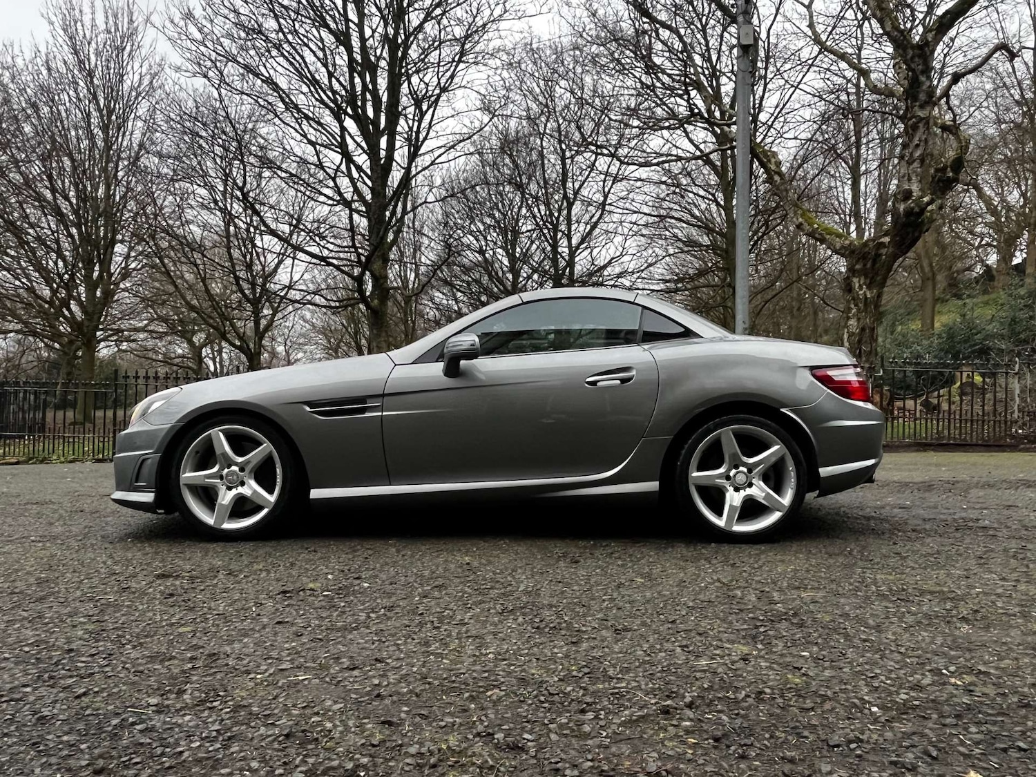 Used Mercedes-Benz SLK 2012 for sale - 77584005: Photo 2
