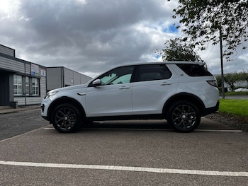 Used Land Rover Discovery Sport 2015 for sale - 79081951: Photo