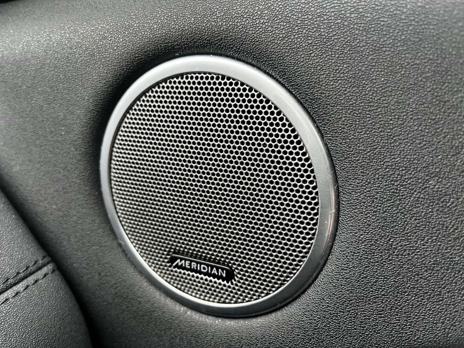 Used Land Rover Range Rover Evoque 2015 for sale - 77618903: Photo 12