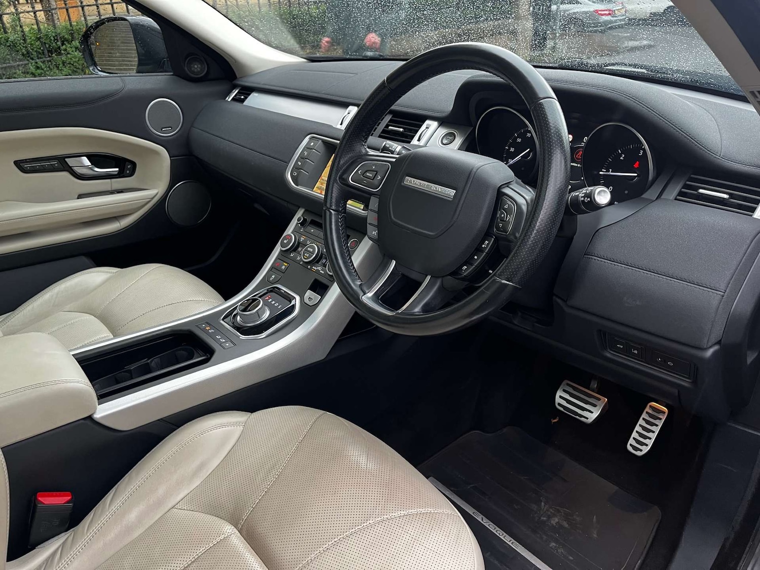 Used Land Rover Range Rover Evoque 2015 for sale - 77618903: Photo 14