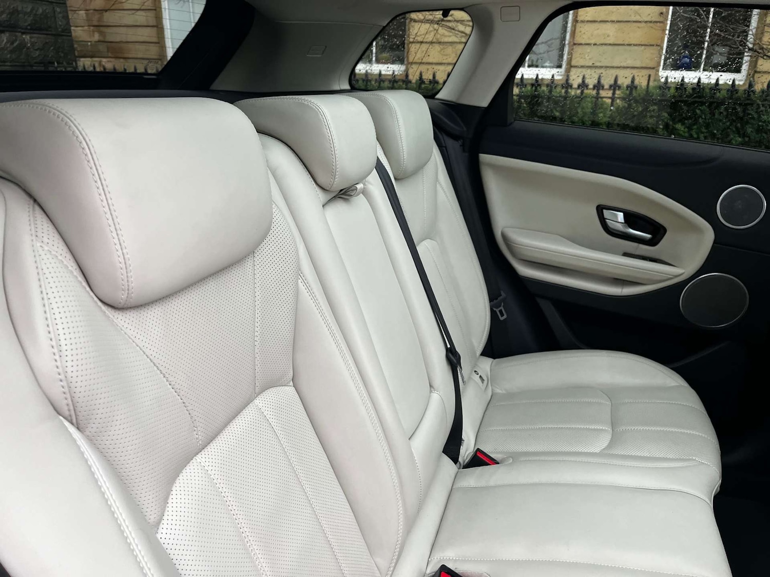 Used Land Rover Range Rover Evoque 2015 for sale - 77618903: Photo 17