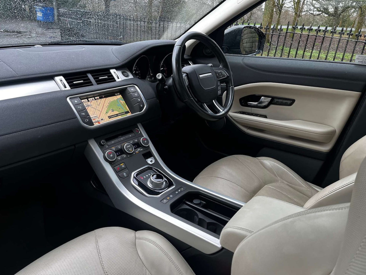 Used Land Rover Range Rover Evoque 2015 for sale - 77618903: Photo 44