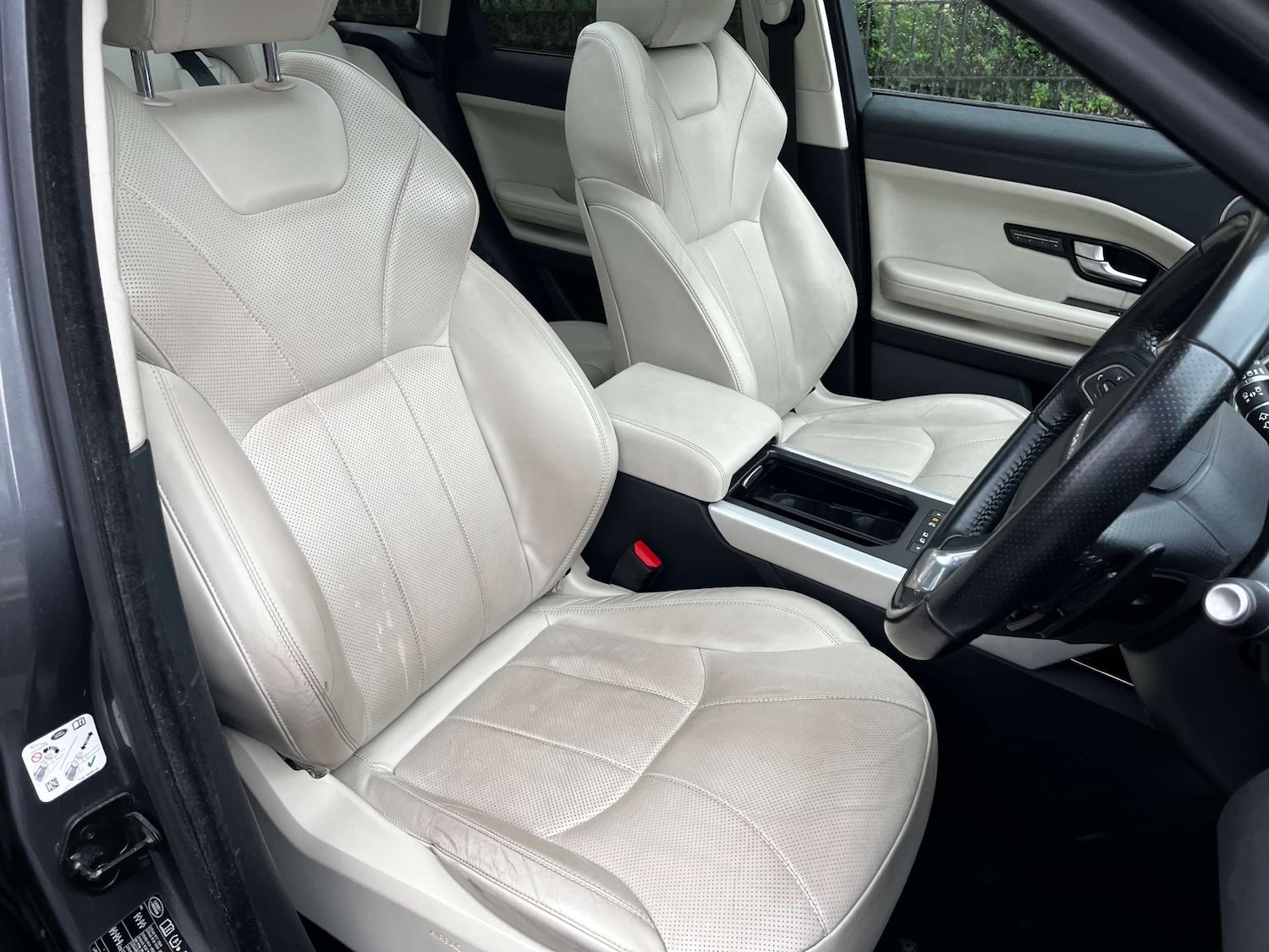 Used Land Rover Range Rover Evoque 2015 for sale - 77618903: Photo 8