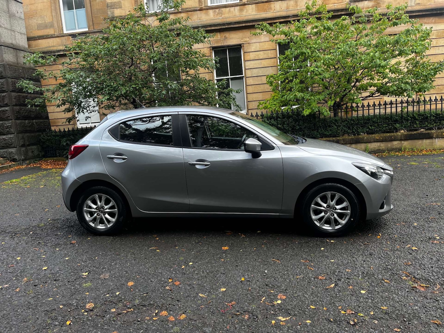 Used Mazda Mazda2 2016 for sale - 77128530: Photo 33
