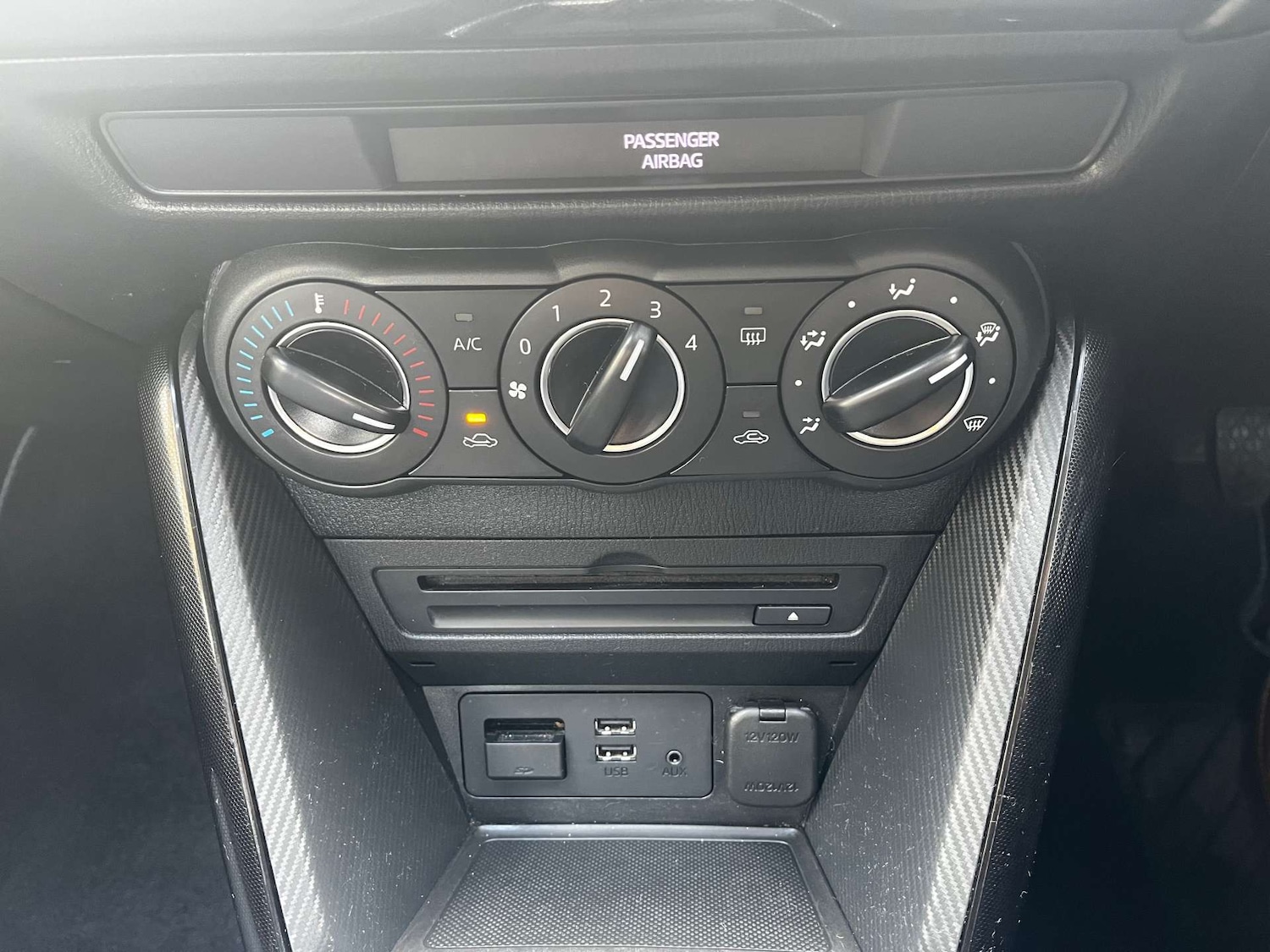 Used Mazda Mazda2 2016 for sale - 77128530: Photo 42