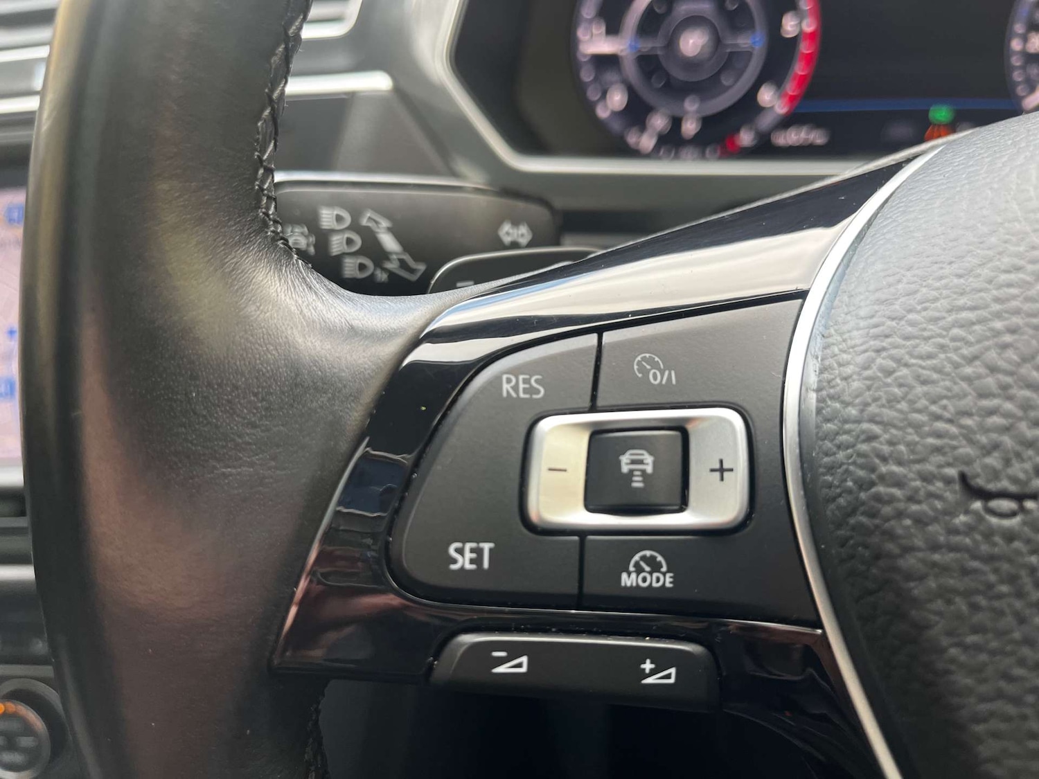 Used Volkswagen Tiguan 2017 for sale - 77128578: Photo 44