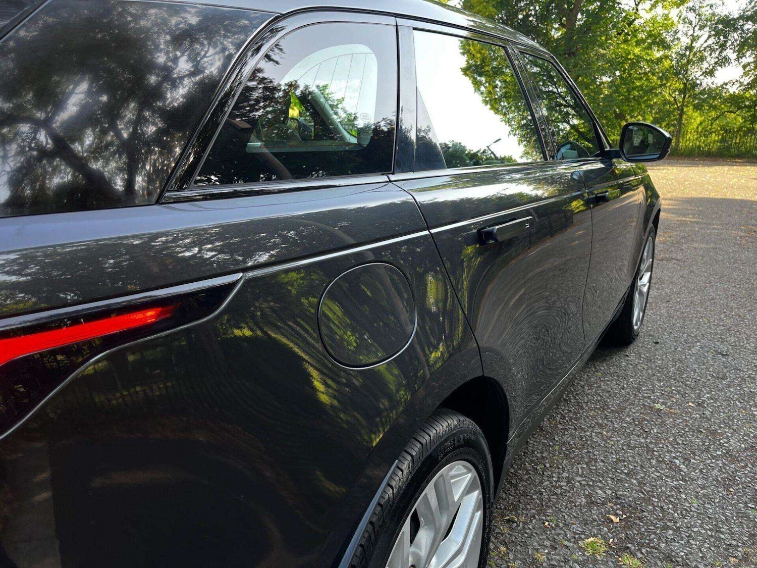 Used Land Rover Range Rover Velar 2017 for sale - 76462076: Photo 26