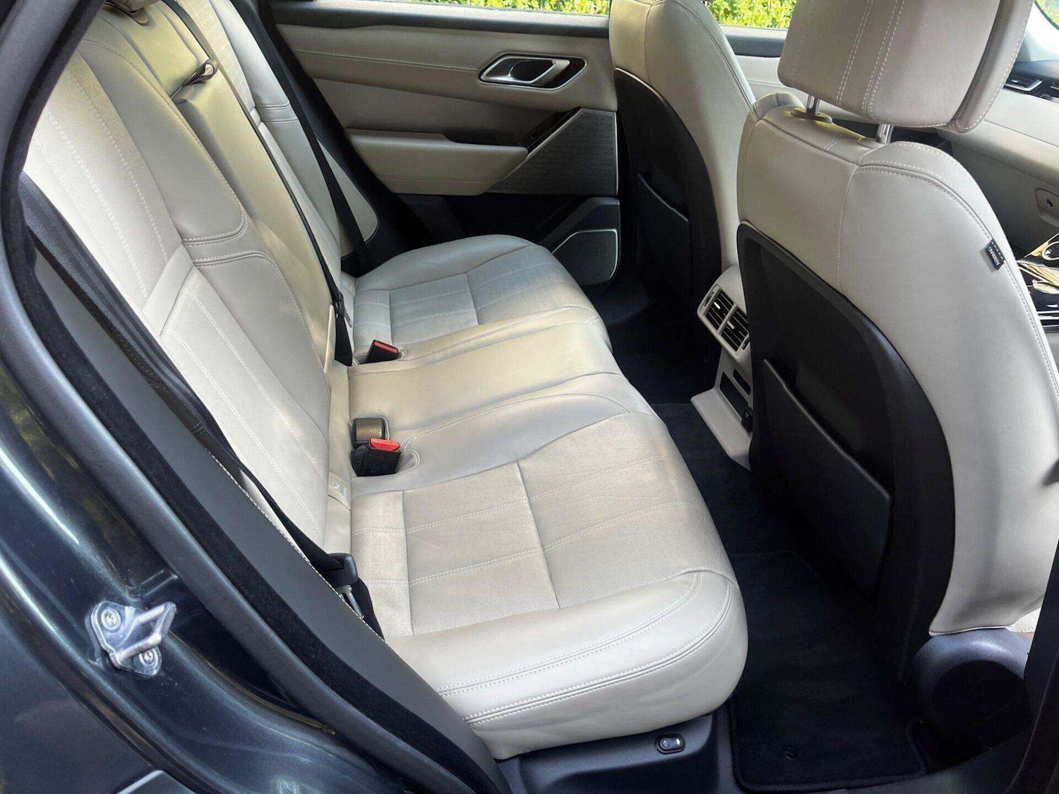 Used Land Rover Range Rover Velar 2017 for sale - 76462076: Photo 56