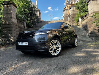 2017 - 2.0 P250 HSE 5dr Auto