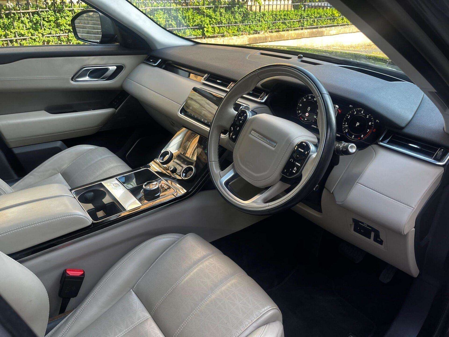 Used Land Rover Range Rover Velar 2017 for sale - 77128523: Photo 57