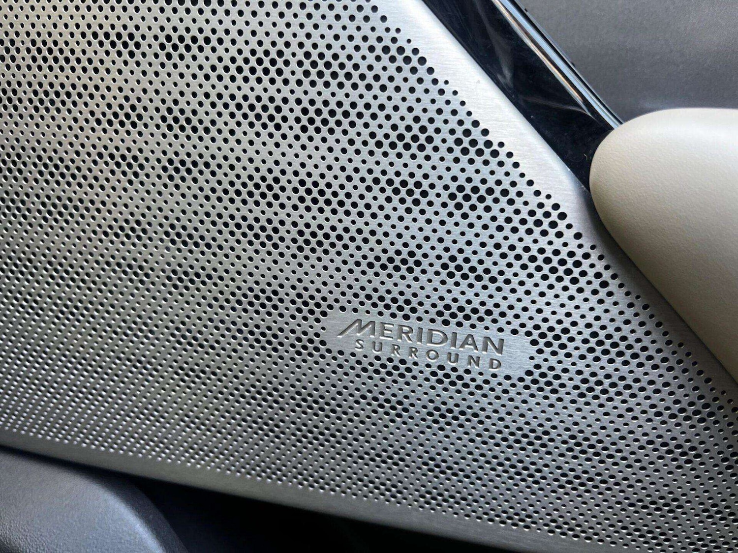 Used Land Rover Range Rover Velar 2017 for sale - 77128523: Photo 63