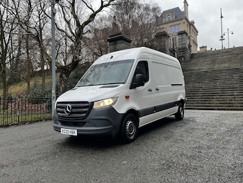 Mercedes-Benz Sprinter feature image