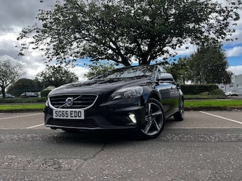 Used Volvo V40 2015 for sale - 79684841: Photo