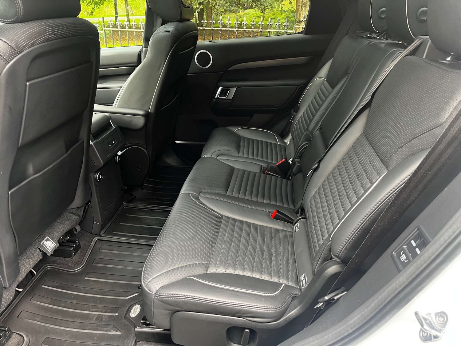 Used Land Rover Discovery 2019 for sale - 76462009: Photo 21