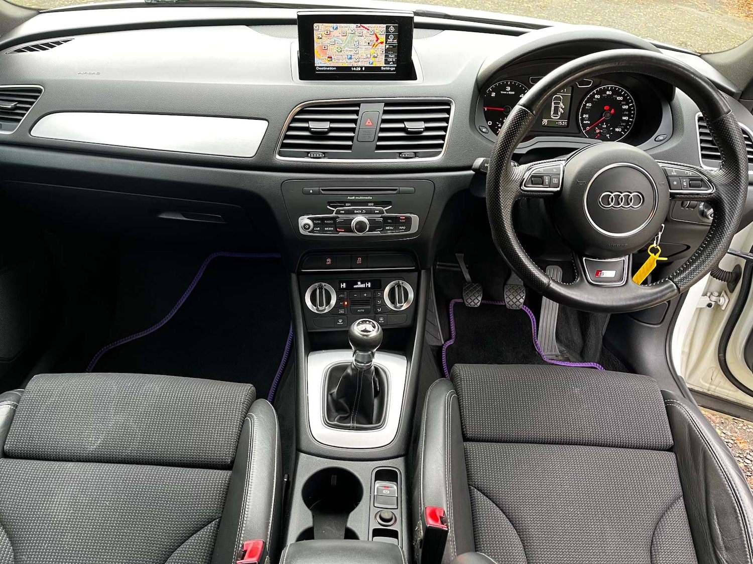 Used Audi Q3 2012 for sale - 76462078: Photo 12