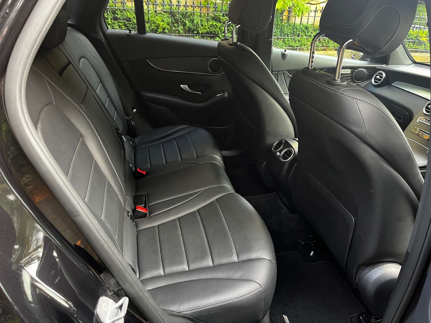 Used Mercedes-Benz GLC 2018 for sale - 76462025: Photo 12