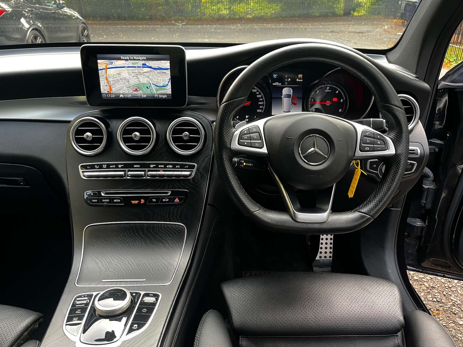 Used Mercedes-Benz GLC 2018 for sale - 76462025: Photo 13