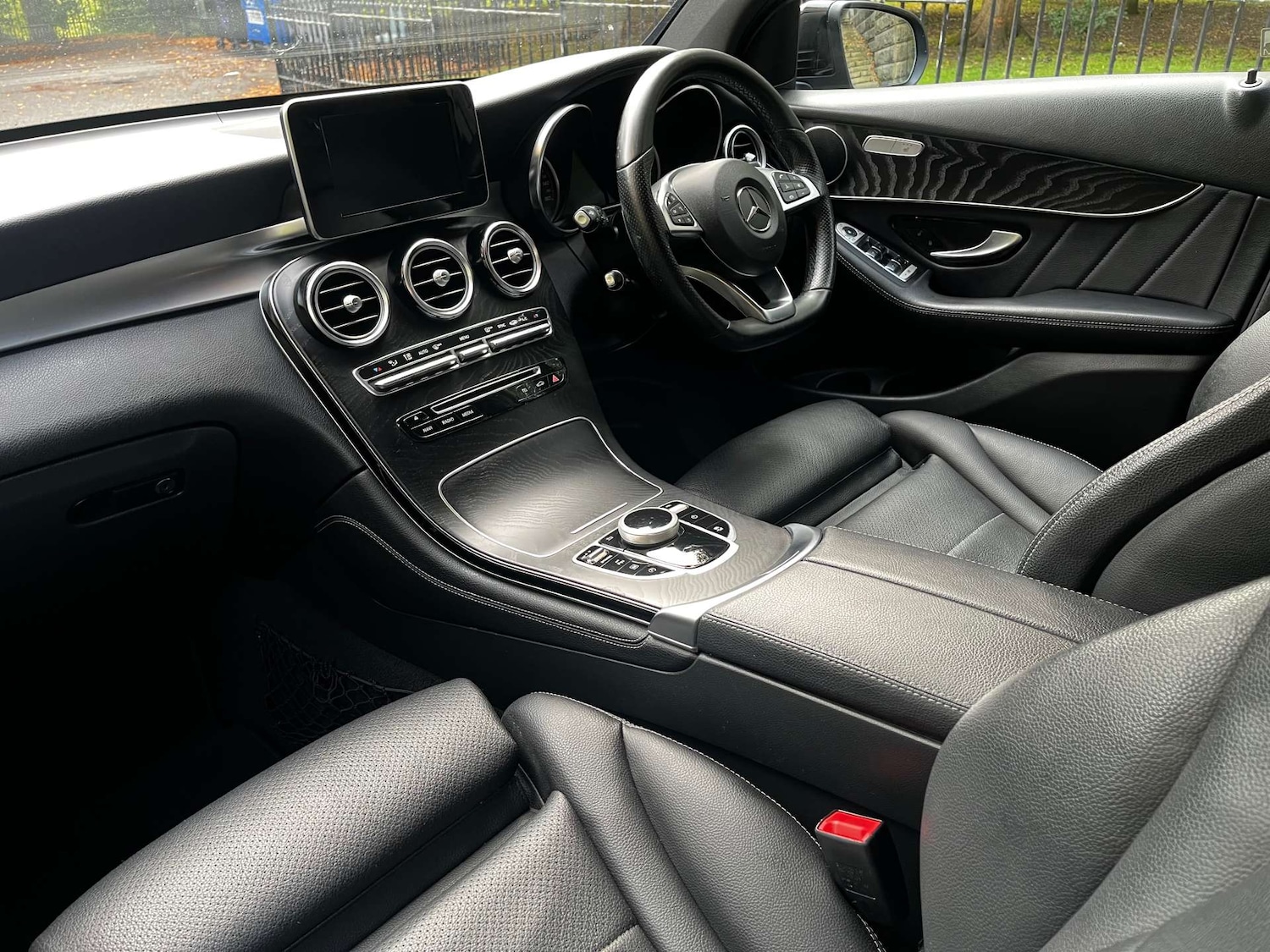 Used Mercedes-Benz GLC 2018 for sale - 76462025: Photo 16