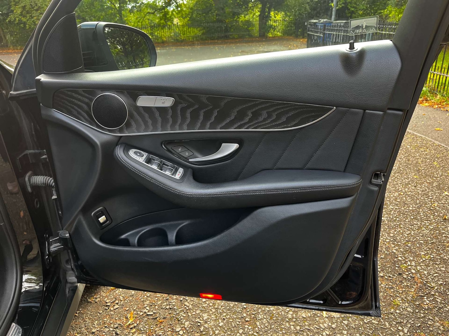 Used Mercedes-Benz GLC 2018 for sale - 76462025: Photo 24