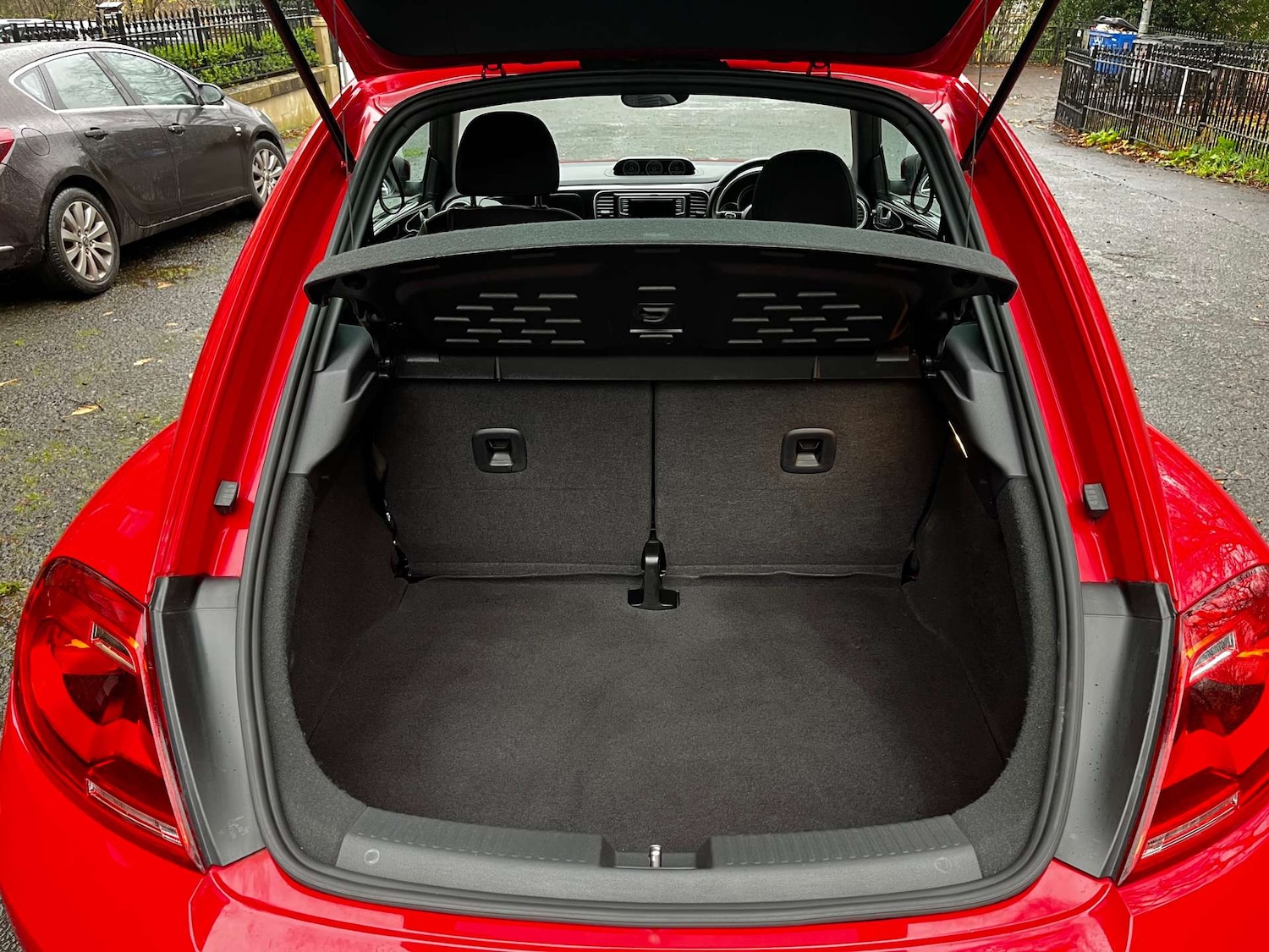 Used Volkswagen Beetle 2016 for sale - 77128576: Photo 38