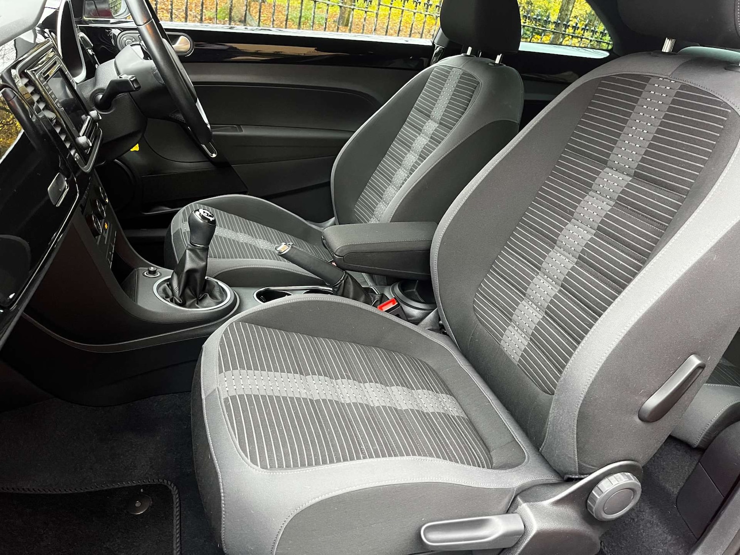 Used Volkswagen Beetle 2016 for sale - 76509327: Photo 10