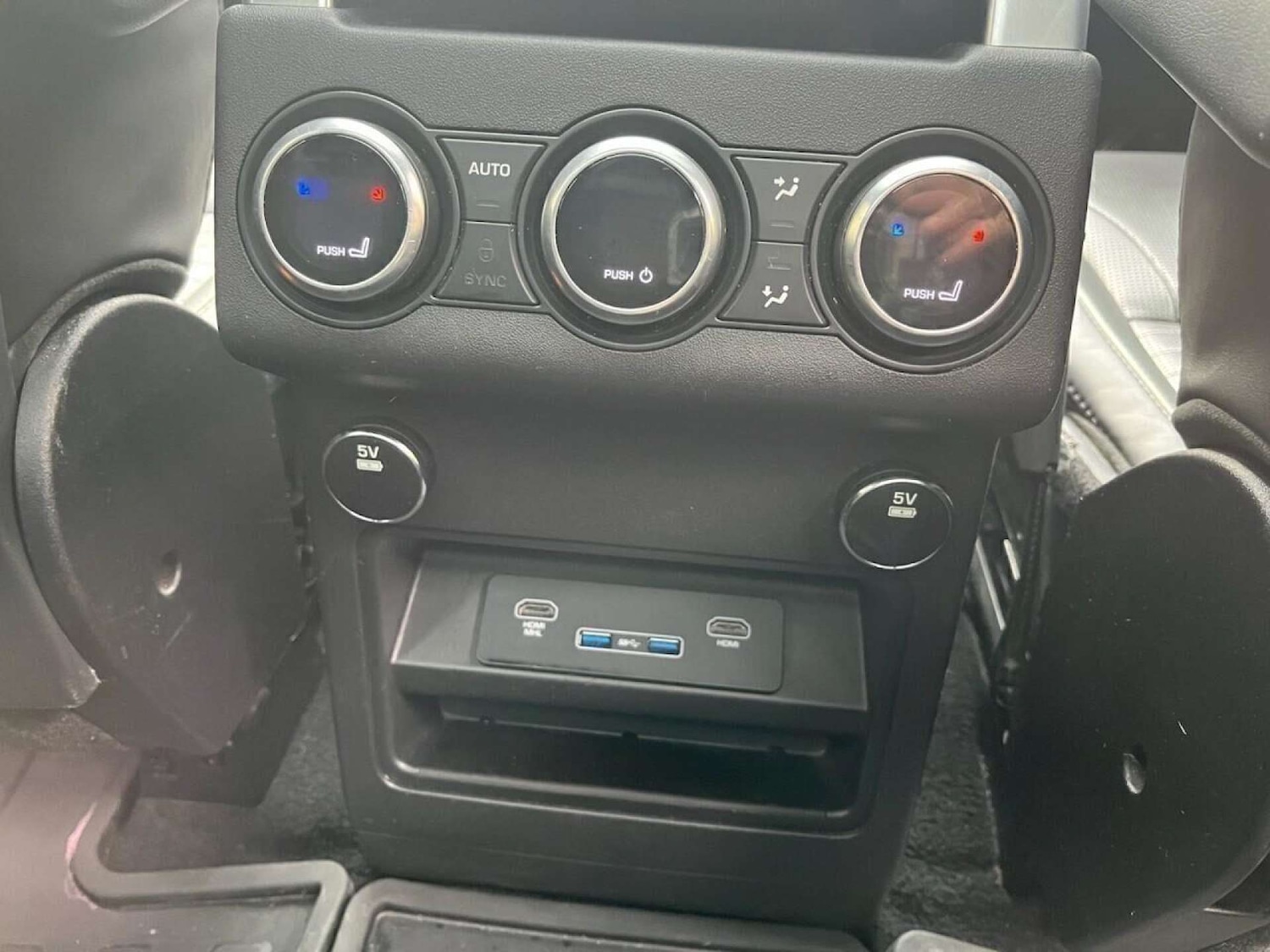 Used Land Rover Discovery 2017 for sale - 76462041: Photo 11