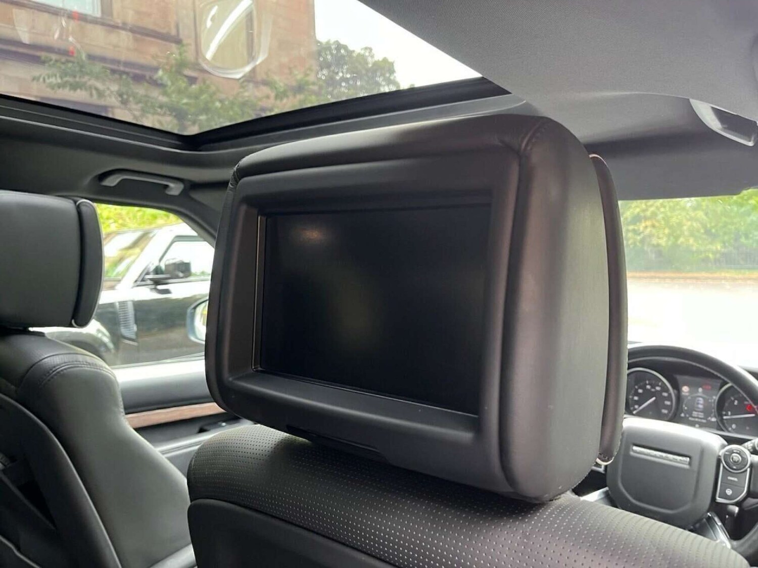 Used Land Rover Discovery 2017 for sale - 76462041: Photo 14