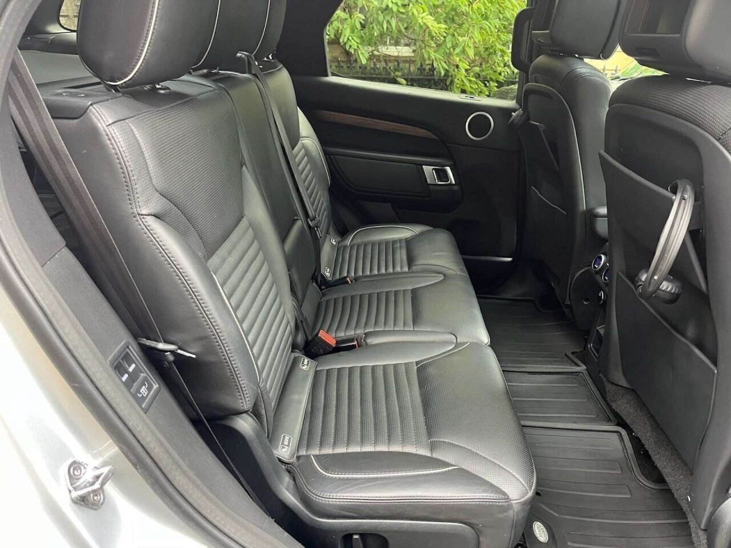 Used Land Rover Discovery 2017 for sale - 76462041: Photo 26