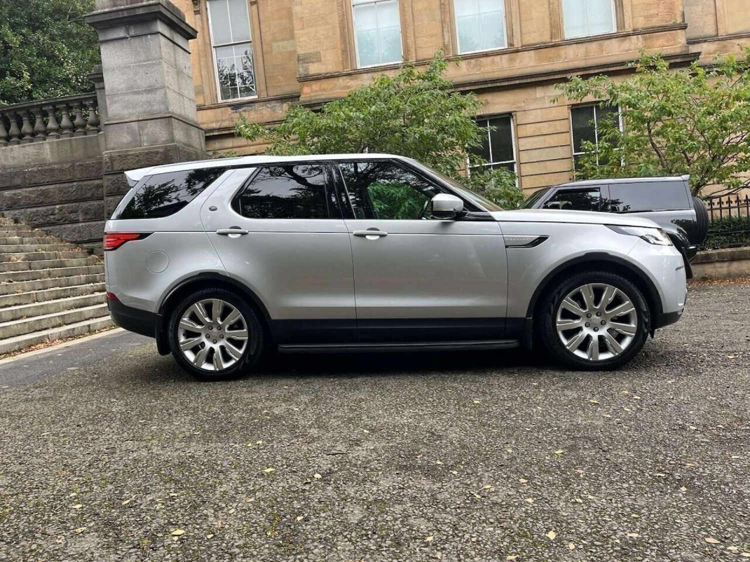 Used Land Rover Discovery 2017 for sale - 76462041: Photo 6