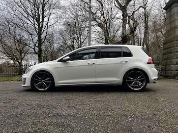 Used Volkswagen Golf 2017 for sale - 77604053: Photo