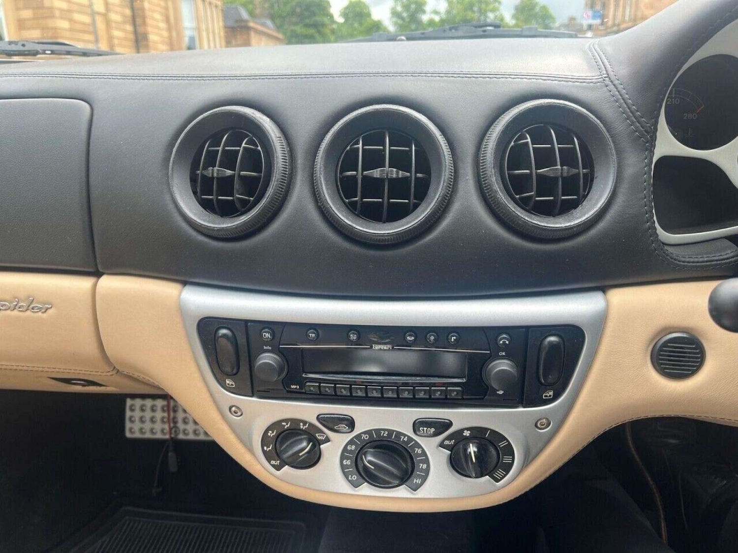 Used Ferrari 360 2002 for sale - 76462125: Photo 24