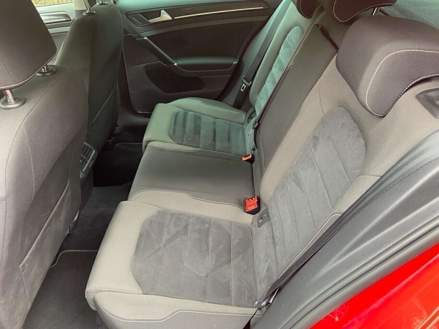 Used Volkswagen Golf 2014 for sale - 77128535: Photo 11